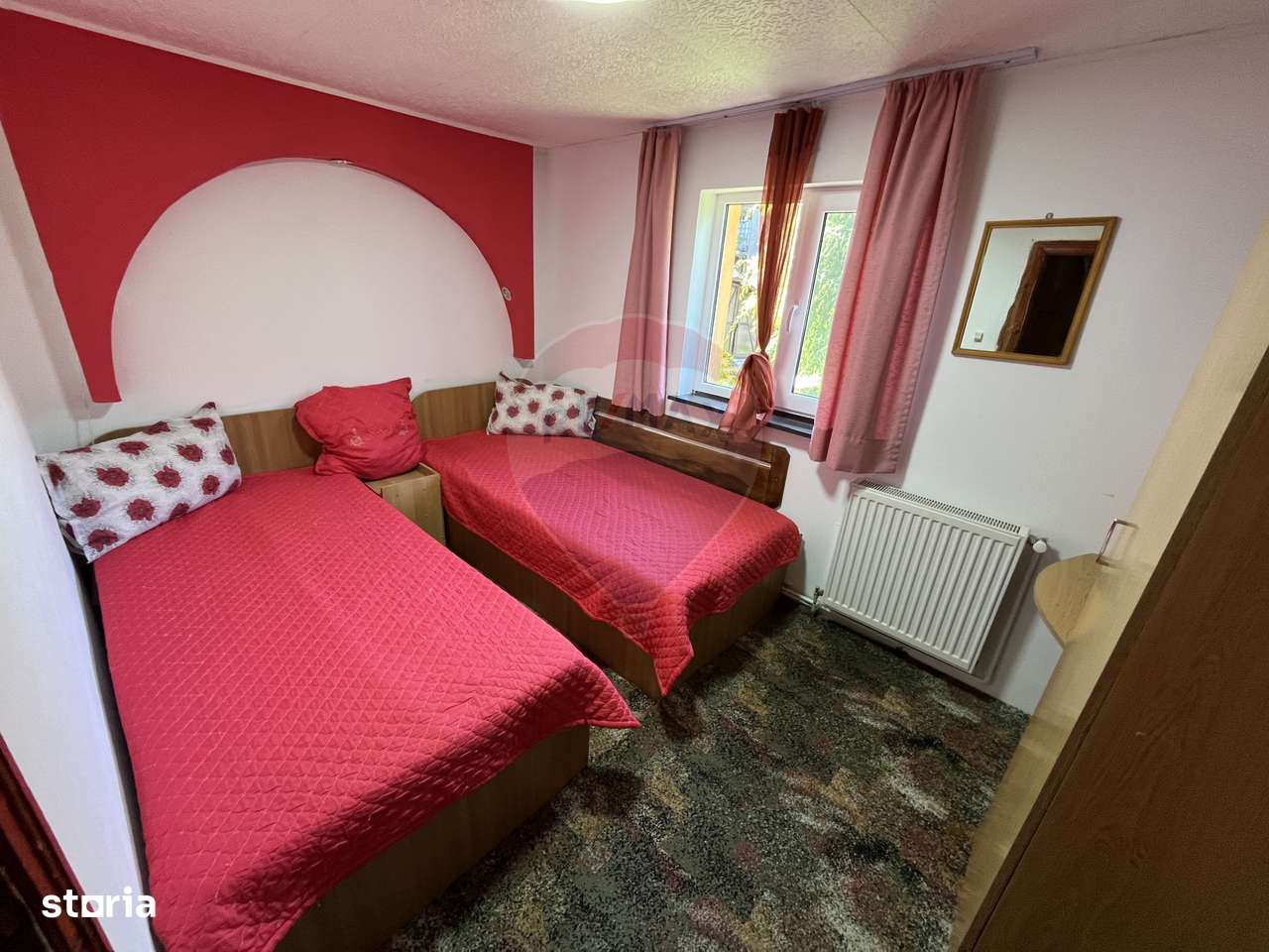 Pensiune de vânzare in vârf de munte la Ciocanu - lângă Sirnea - Imagine principală: 5/20