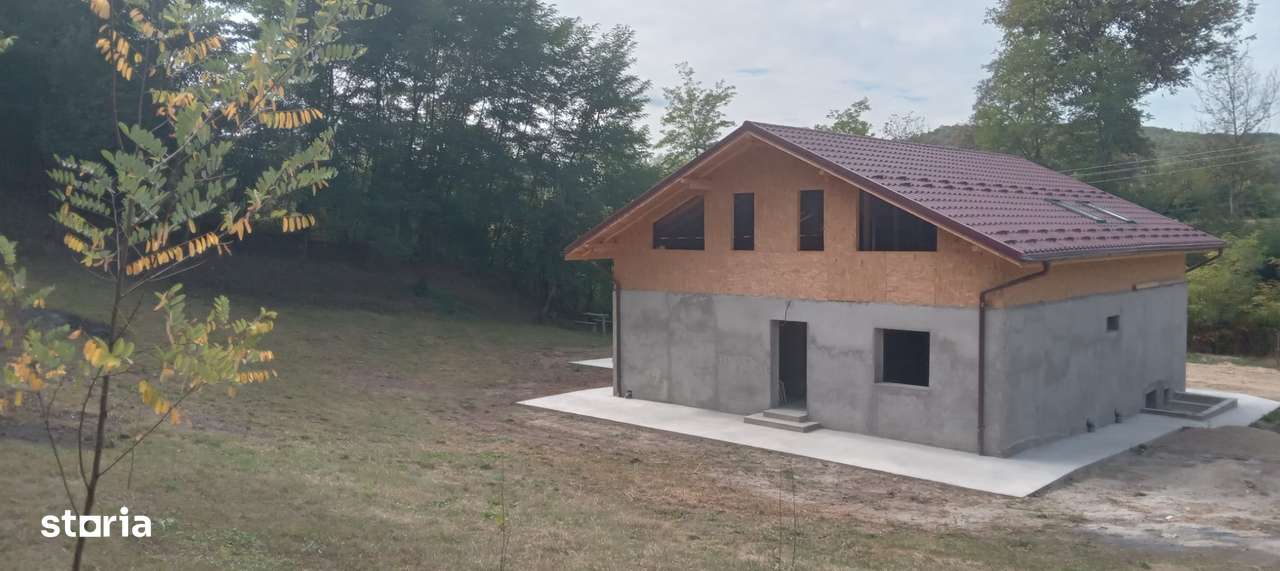 Casa Iedera de Sus - Dambovita / Moreni - Imagine principală: 5/7