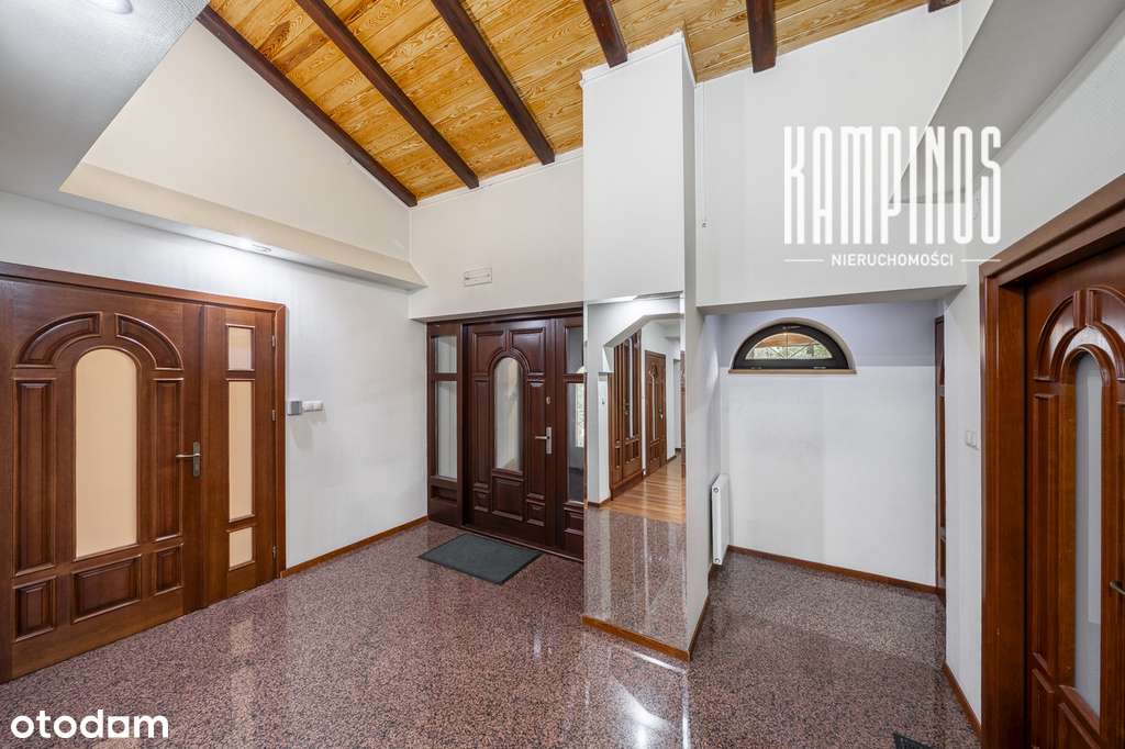 Przestronny dom w dogodnej lokalizacji-17