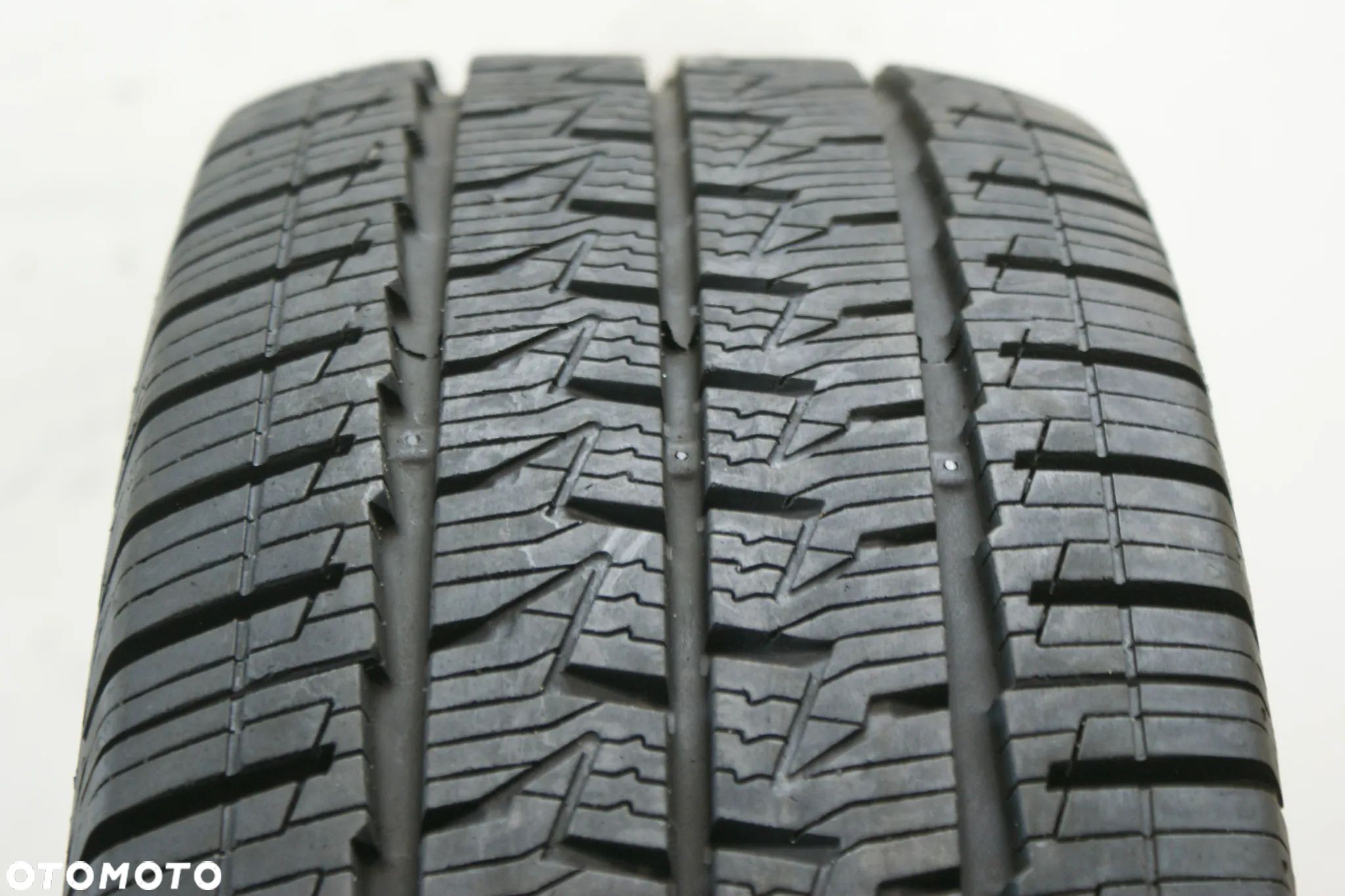 225/75R16C CONTINENTAL VANCONTACT 4SEASON 8,5mm 2022r - 1