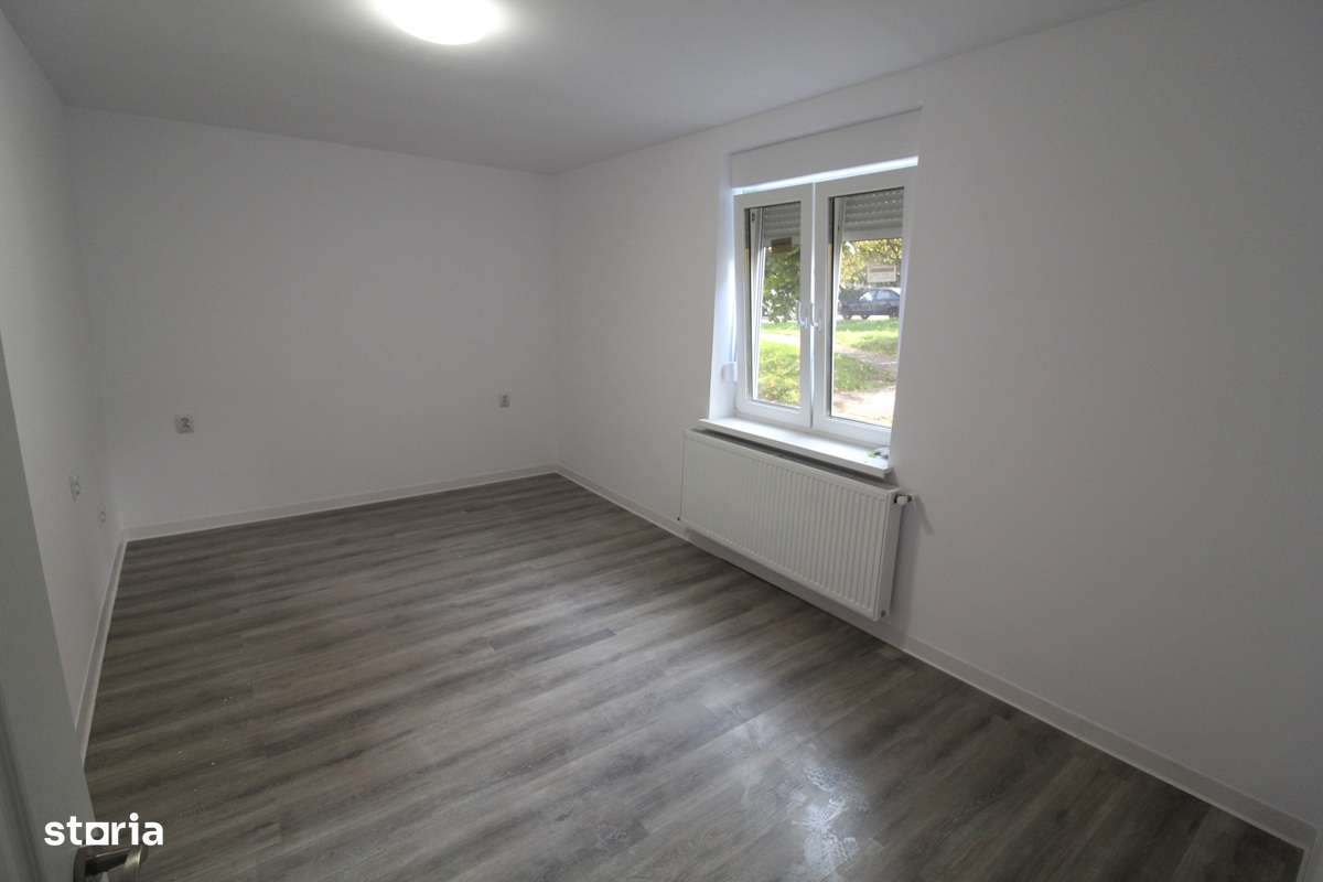 Vând apartament 2 camere în Hunedoara, zona OM-Bd. 1848, parter înalt - Imagine principală: 4/9