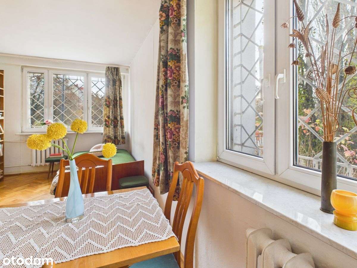 Jasne kompaktowe mieszkanie z widną kuchnią-17