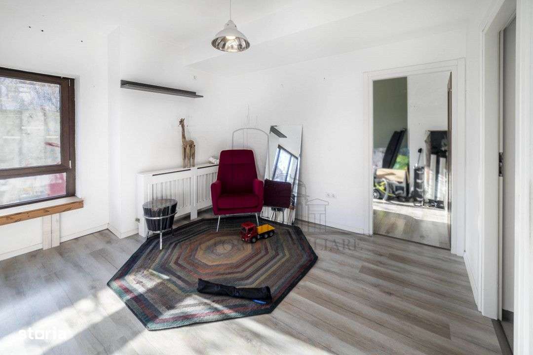 Brancoveanu*Casa individuala P+2E*5 camere-4 bai*Moderna* 2 locuri de - Imagine principală: 3/16