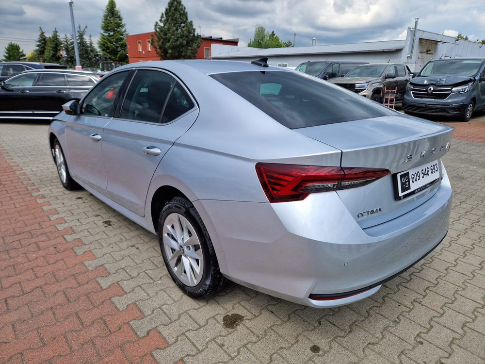 Skoda Octavia IV (2020-) 1.5 TSI e-Tec Style DSG 2025