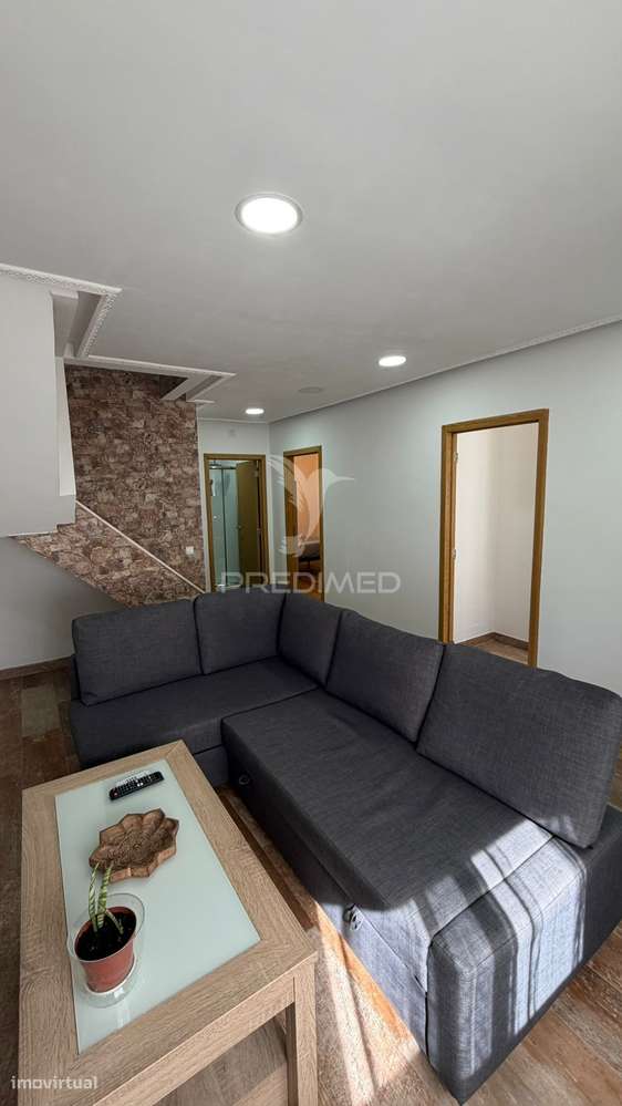 Moradia T2+2 com parqueamento (Centro de Setúbal) - Grande imagem: 4/34