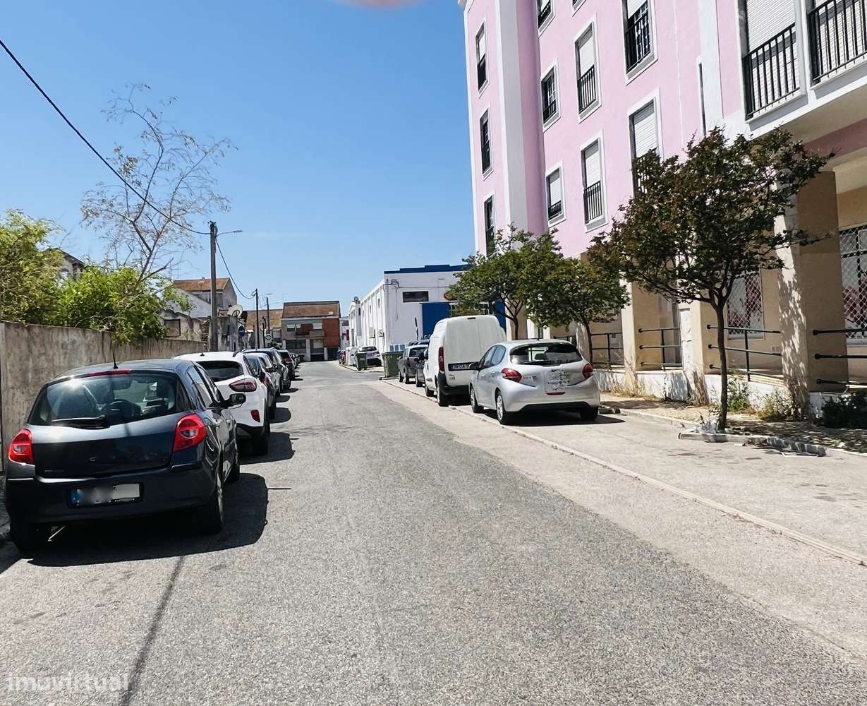 Garagem à venda no Montijo - Grande imagem: 4/5