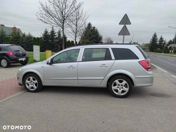 Opel Astra 1.9 CDTI Caravan DPF Edition 111 Jahre - 20