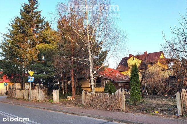 Działka na sprzedaż