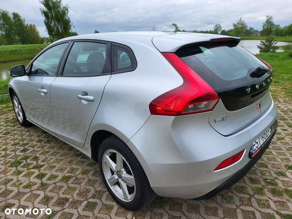 Volvo V40 - 6