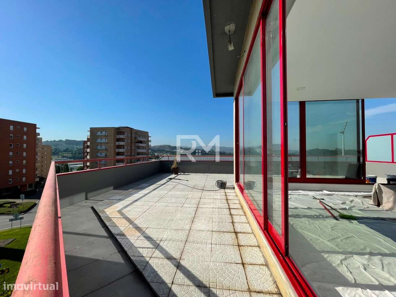 APARTAMENTO T2 EM REMODELAÇÃO COM TERRAÇO E COM VARANDA | CENTRO DE...-11