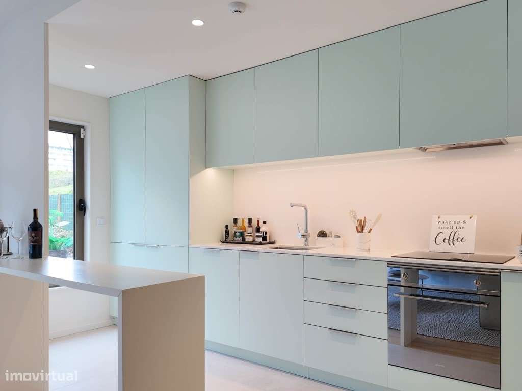 Oferta da escritura. Exclusivo T0 no Condomínio Mais Luxuoso do Por... - Grande imagem: 3/13