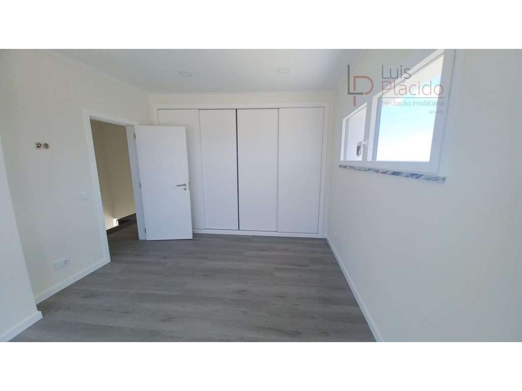 MORADIA T4 - SANTIAGO DO CACÉM-19