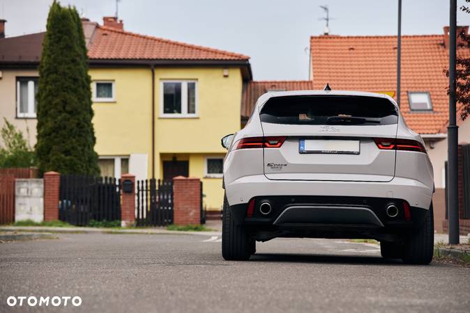 Jaguar E-Pace 2.0 P200 mHEV AWD S - 7