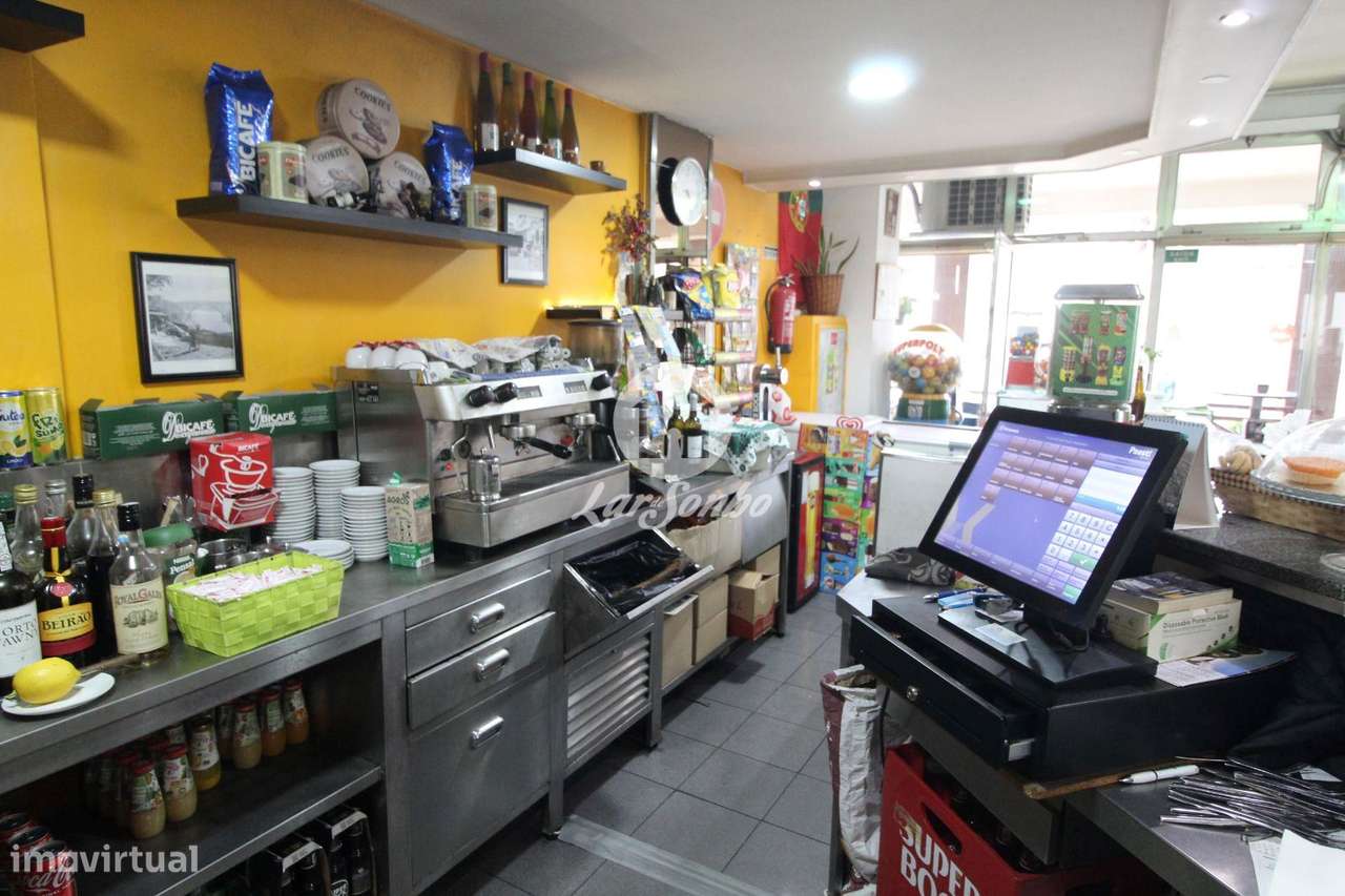 Café/Snack-bar em Rio Tinto (centro) - Trespasse - Grande imagem: 2/13