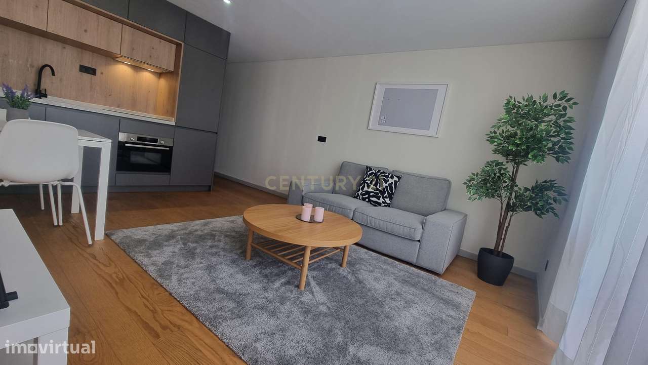 Apartamento T0+1 Mobilado, cozinha equipada. - Grande imagem: 4/19