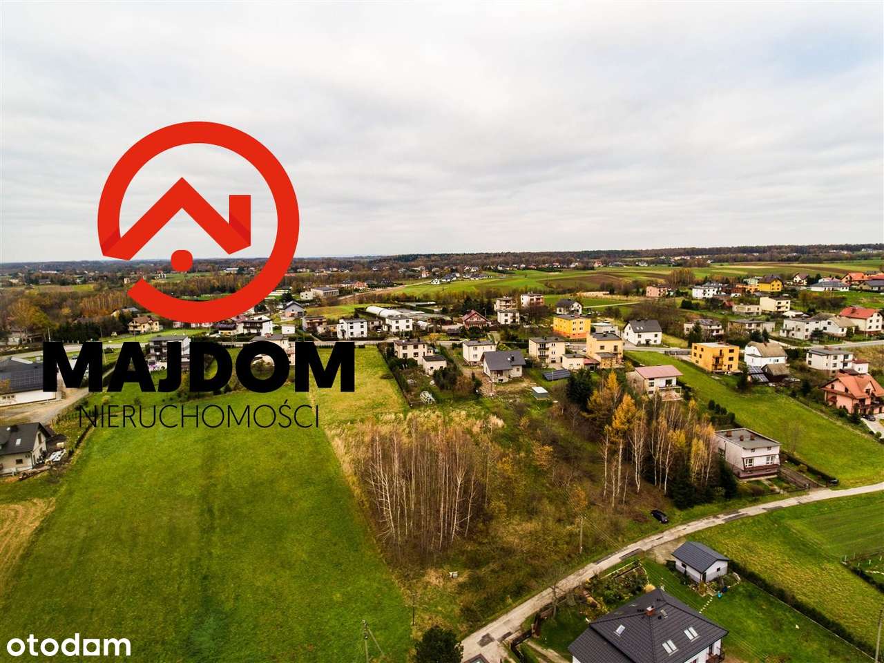 Działka niedaleko centrum miejscowości - Pełny obrazek: 4/13