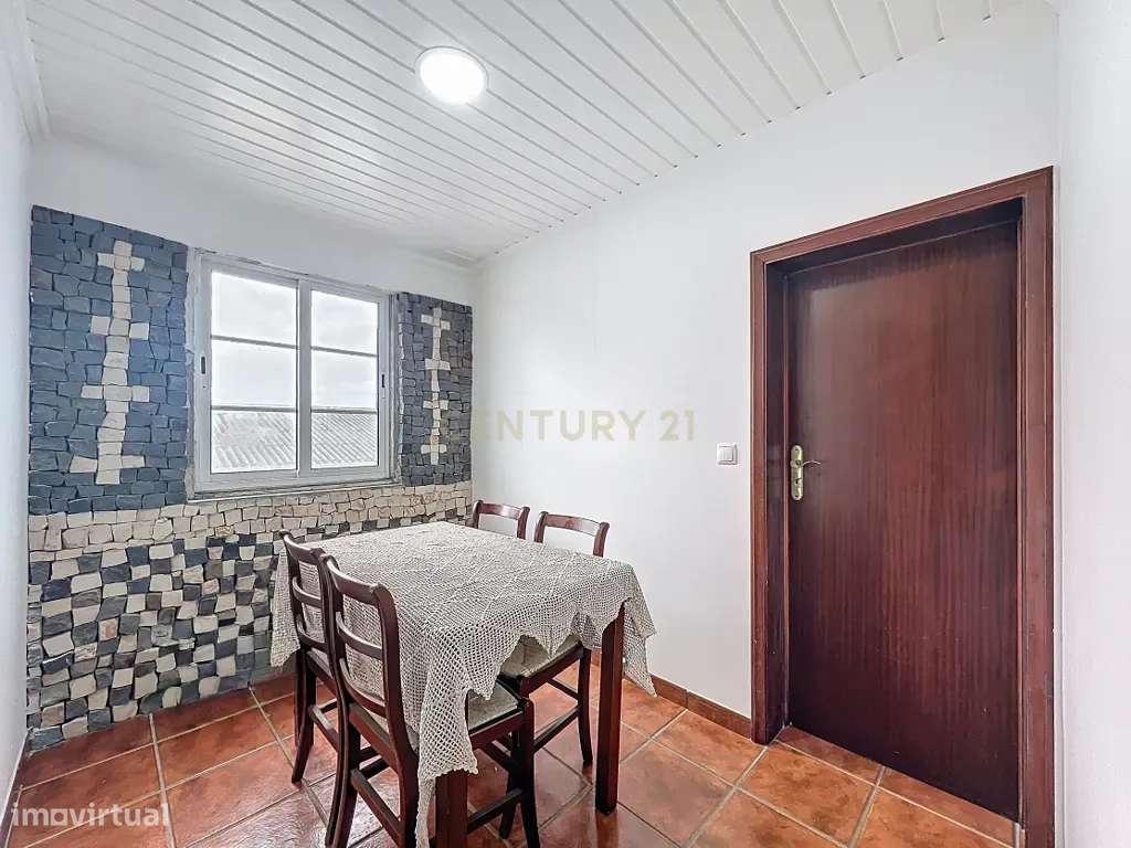 Apartamento T1 no Centro Histórico – Ideal para Viver ou Investir - Grande imagem: 2/18