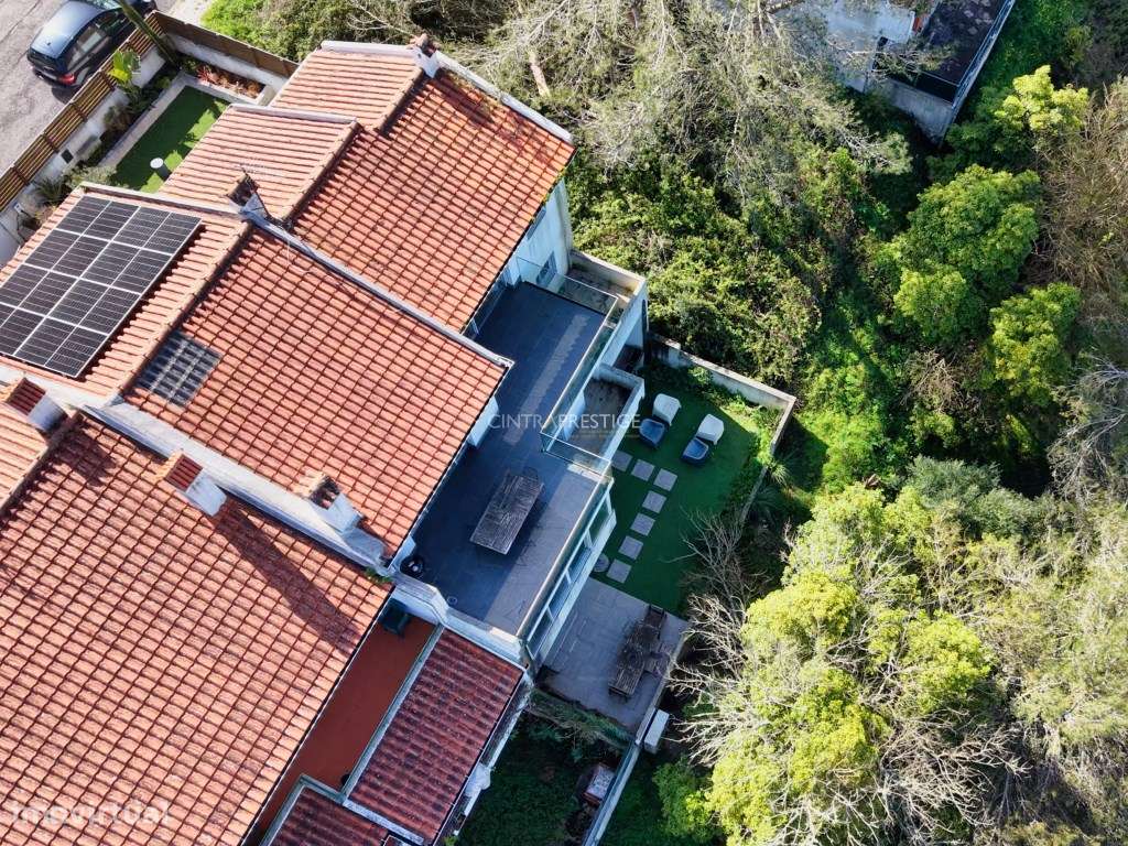 Moradia T5 Remodelada com Painéis Fotovoltaicos - Monte Santos, Sintra-48