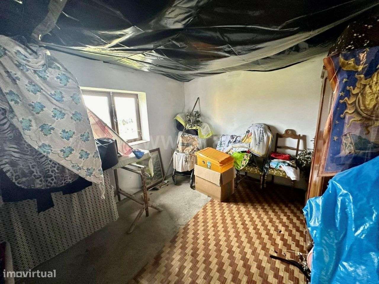 Moradia para restauro em Eja, Penafiel - Grande imagem: 5/12