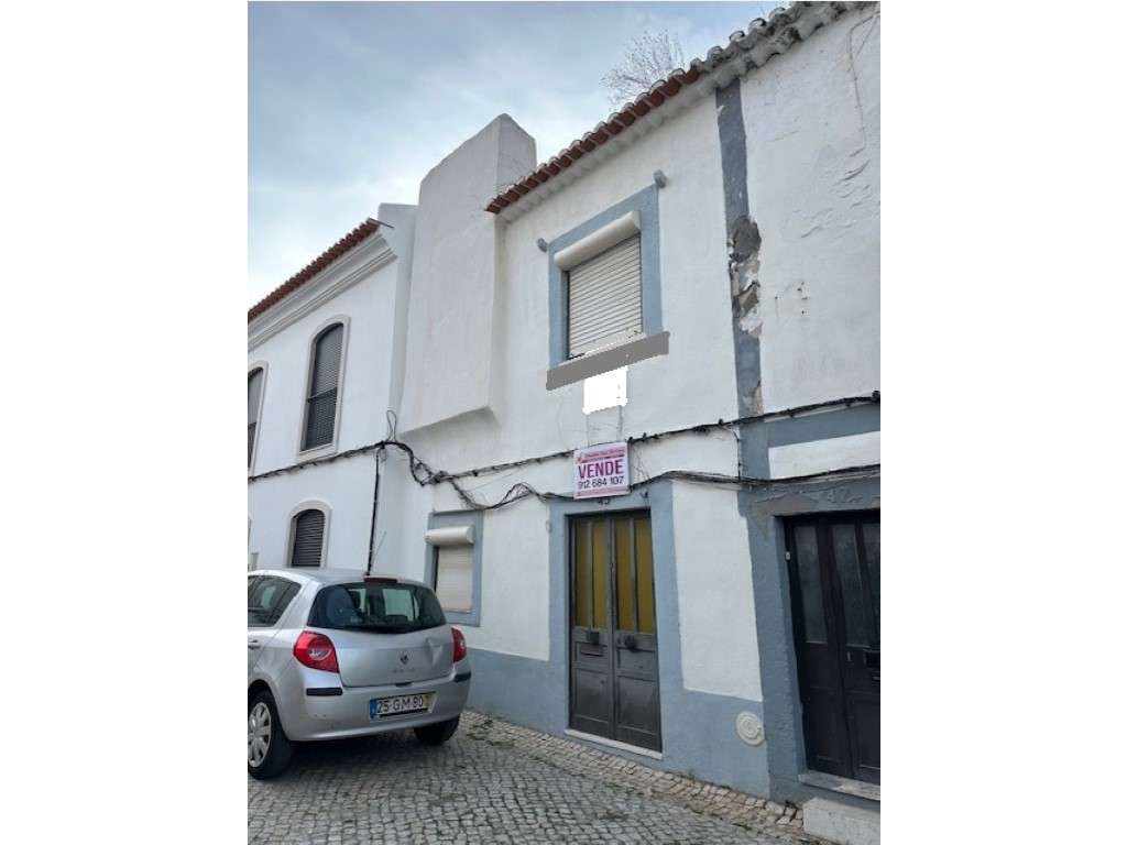 MONTIJO - PRÉDIO DE 2 PISOS E QUINTAL - 2 FOGOS - Grande imagem: 1/29