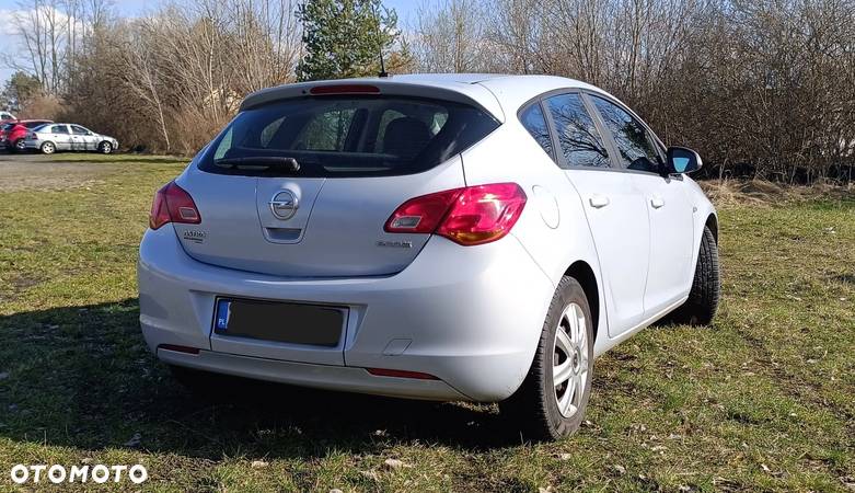 Opel Astra 1.4 ECOFLEX Edition - 3