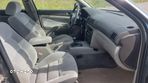 Volkswagen Passat 1.9 TDI Highline - 8