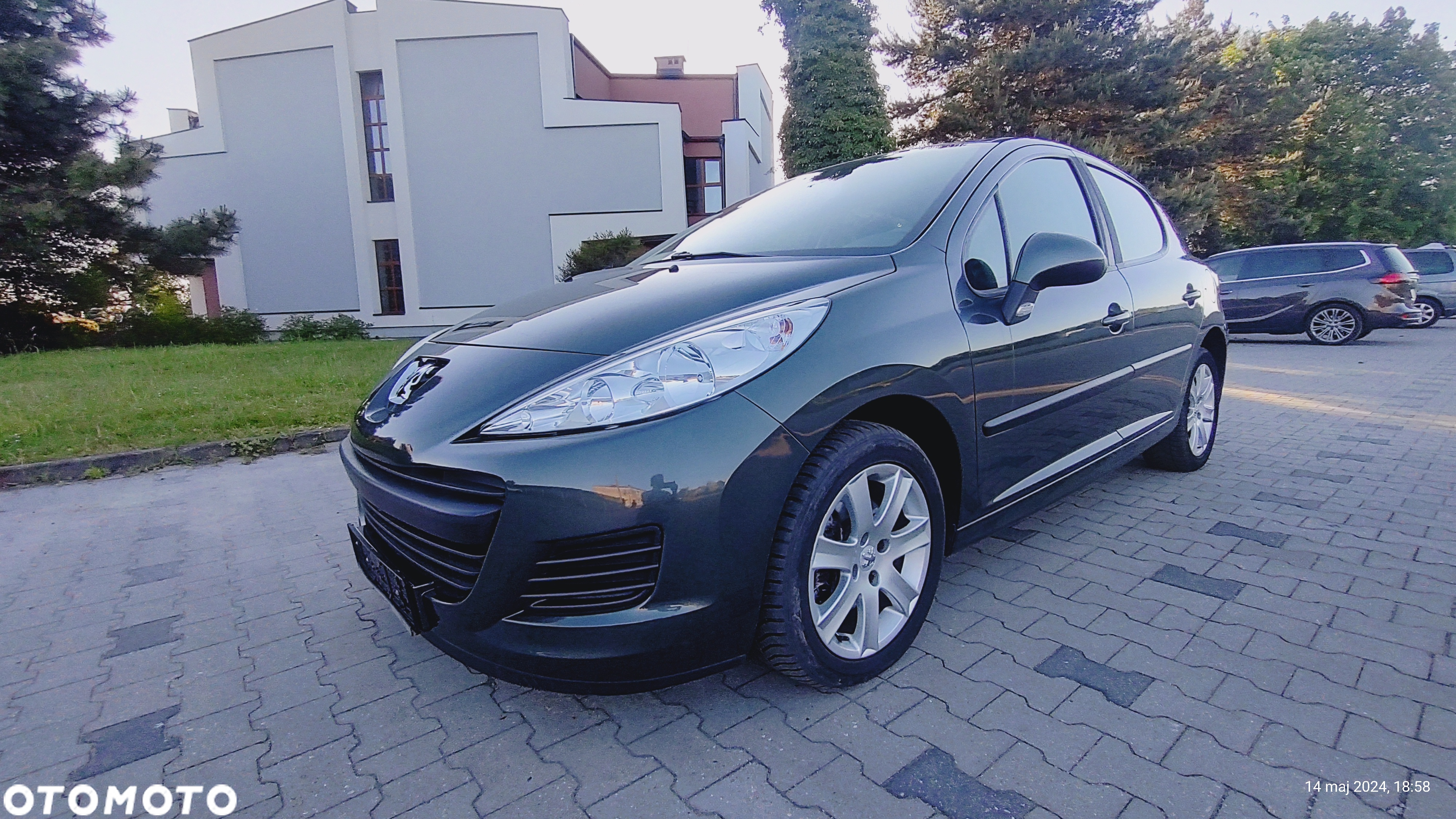 Peugeot 207 1.4 16V Presence - 3