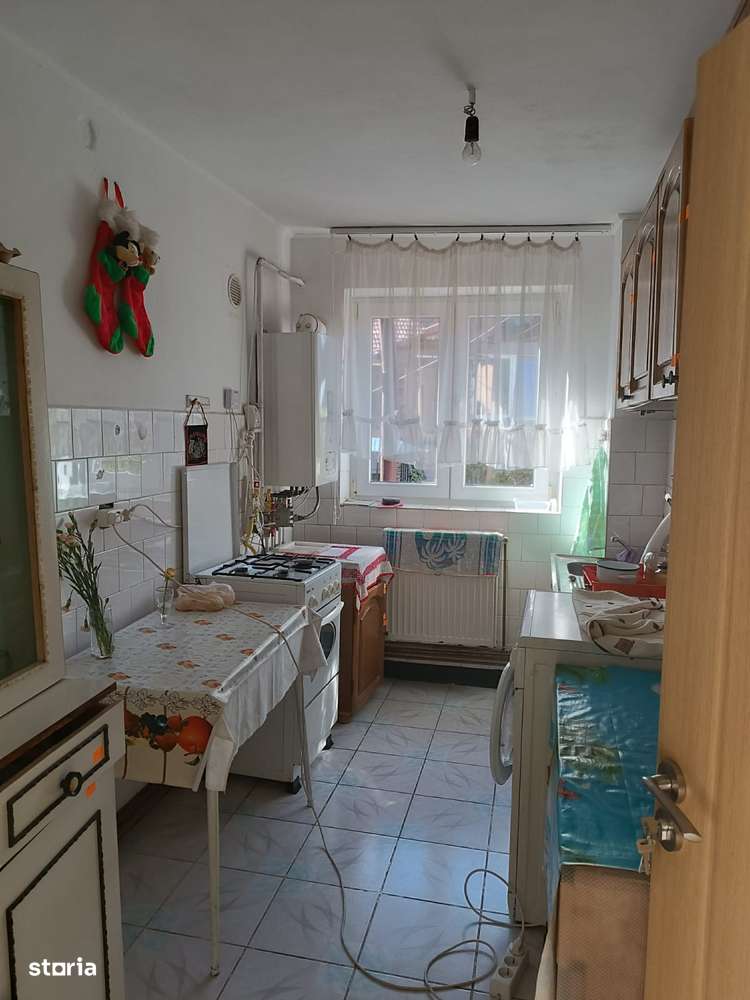 Apartament in vila  3 camere Baile Olanesti etaj 1-6