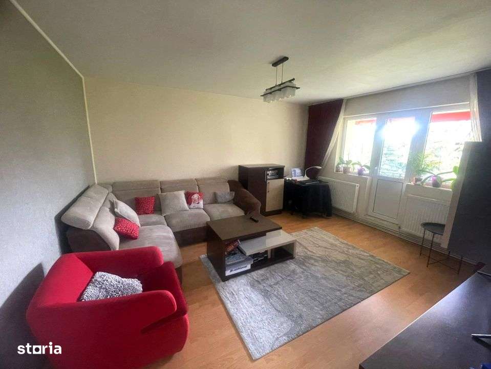 Apartament modern 3 Camere, Etaj 2, Centru-1