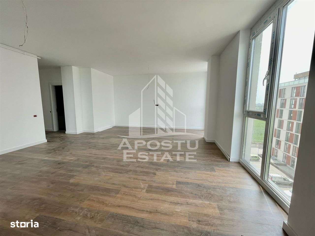 Apartament cu 2 camere open space Torontalului - Imagine principală: 2/7