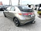 Honda Civic 1.8 Comfort - 3