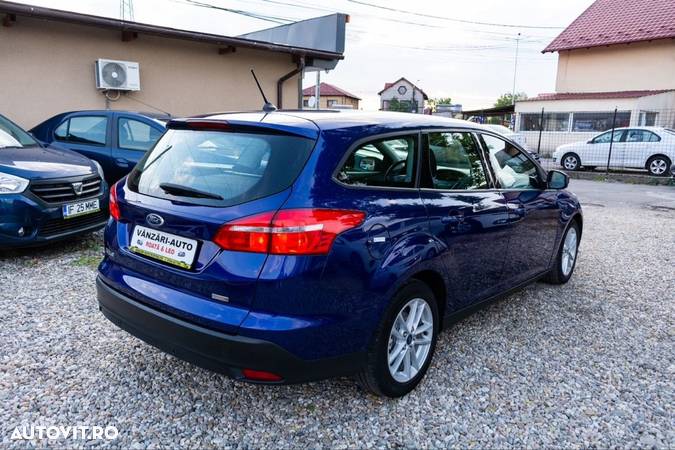 Ford Focus 1.0 EcoBoost Connected - 9