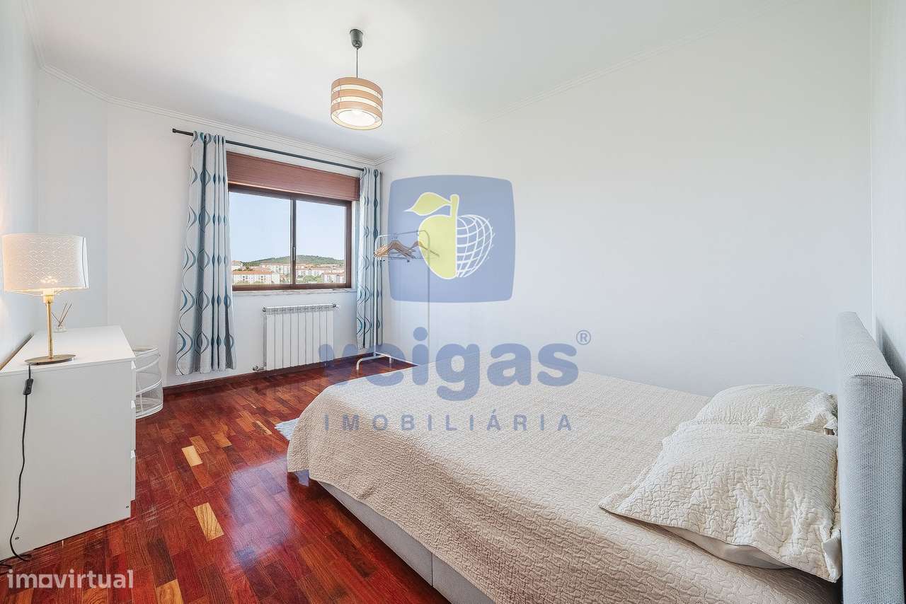 Apartamento T2 como novo, equipado e mobilado em Fitares-10