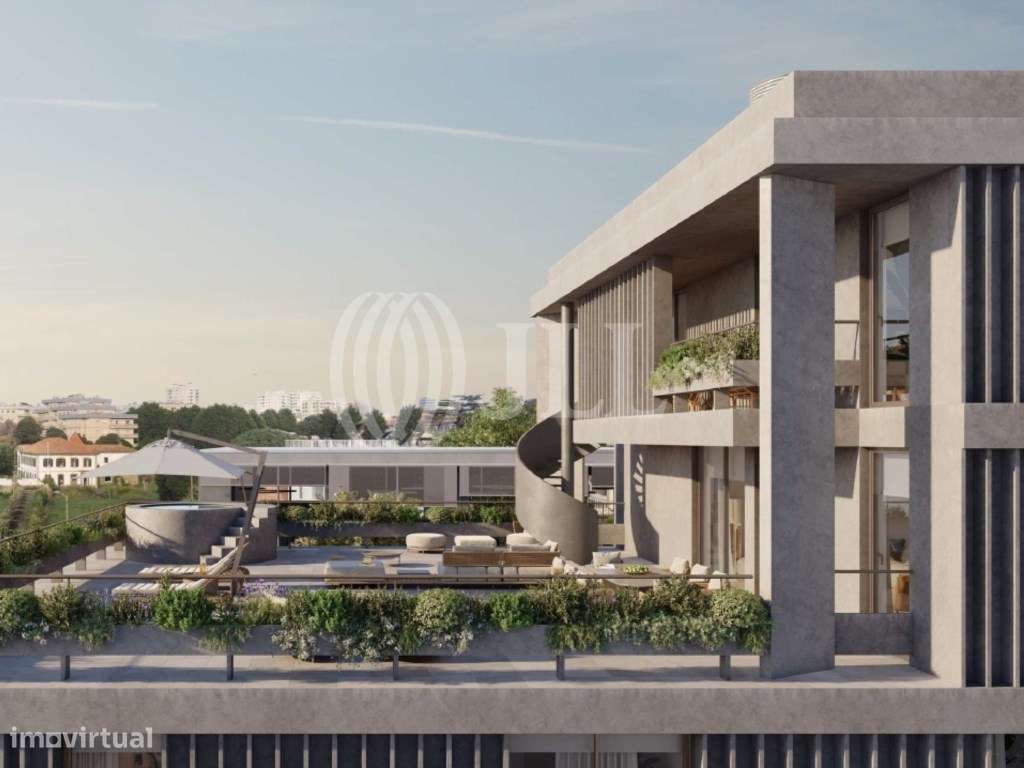 Apartamento T4 Duplex, próximo à Avenida da Boavista - Grande imagem: 5/14