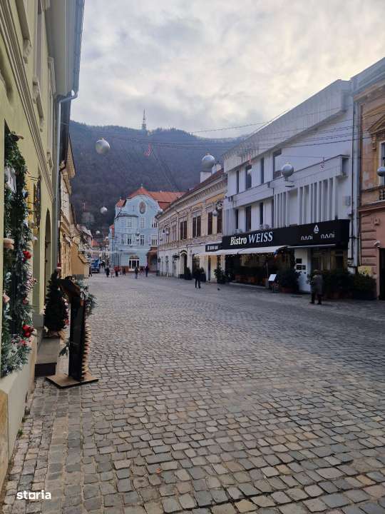 Inchiriere Garsoniera tip studio – Centru Istoric Brasov - Imagine principală: 1/9