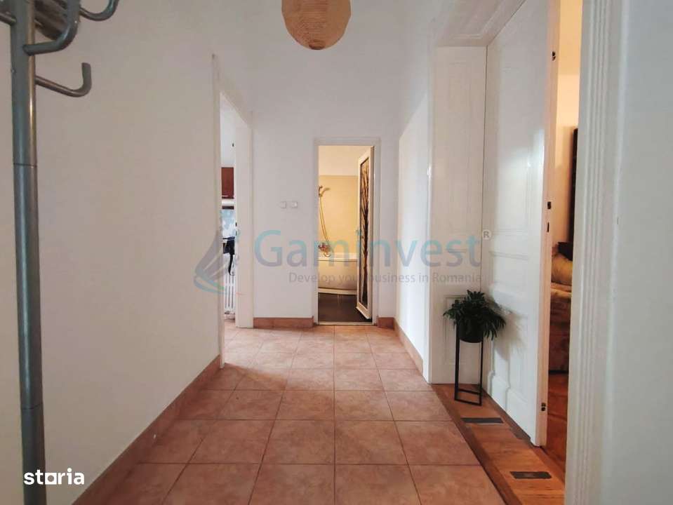 Apartament spatios si bucătărie separată, zona Crisul, Oradea - Imagine principală: 2/7