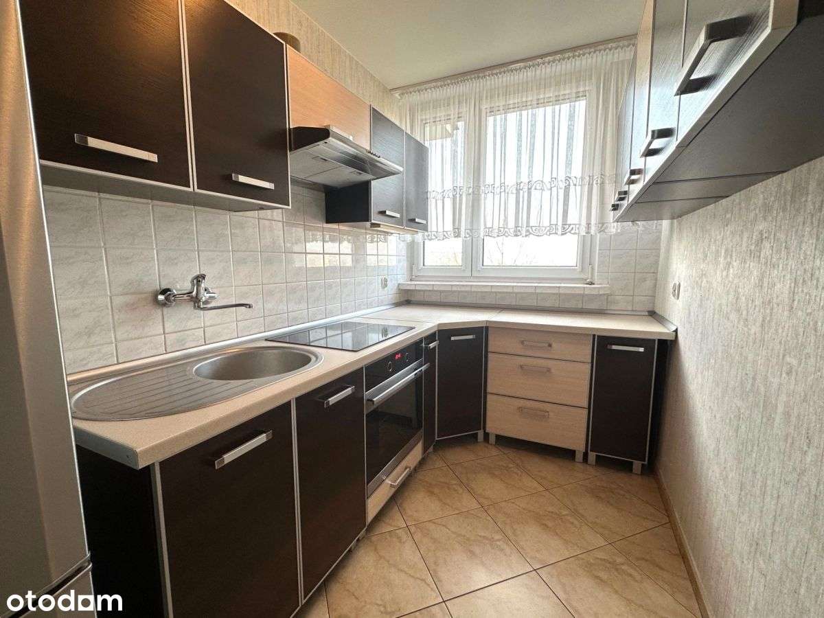 Mieszkanie 2 pokoje, balkon i miejsce postojowe!-8