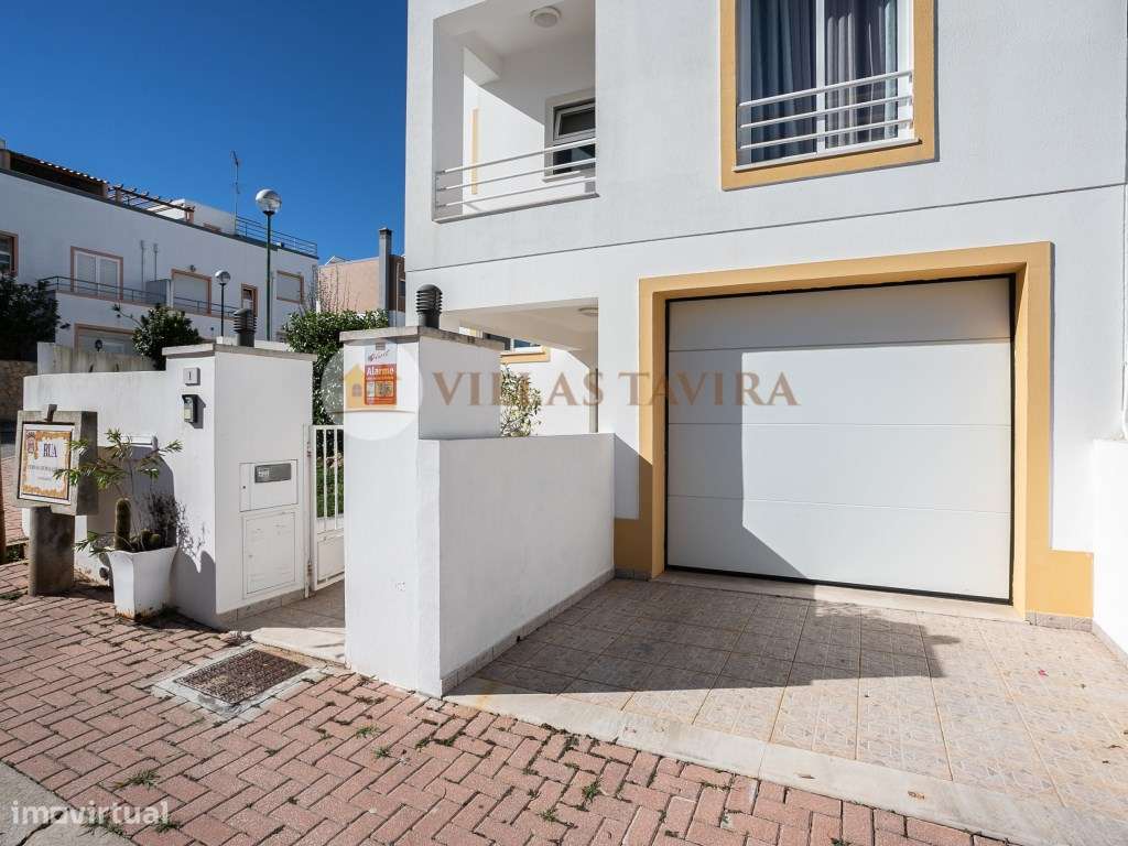 Moradia T4 - Com Vista Mar e Cidade - Topo- Urbanização Miramar-7