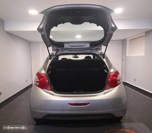 Peugeot 208 1.4 HDi Access - 9