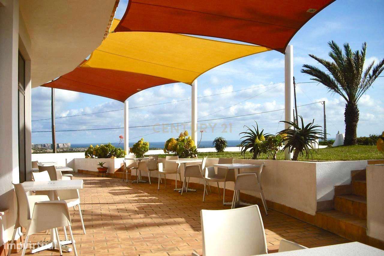 Beach Club /Restaurante / Moradia primeira linha de Mar na Praia do Be-2