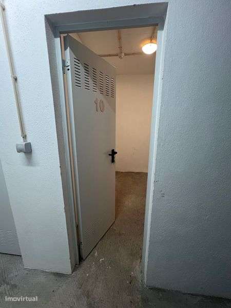 Arrecadação / Box para arrumos - Grande imagem: 4/5