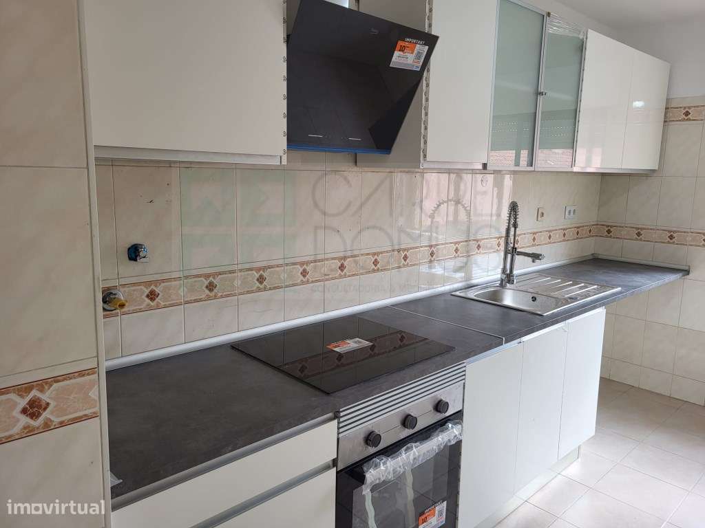 Apartamento T2 na Tapada das Mercês - Grande imagem: 4/44