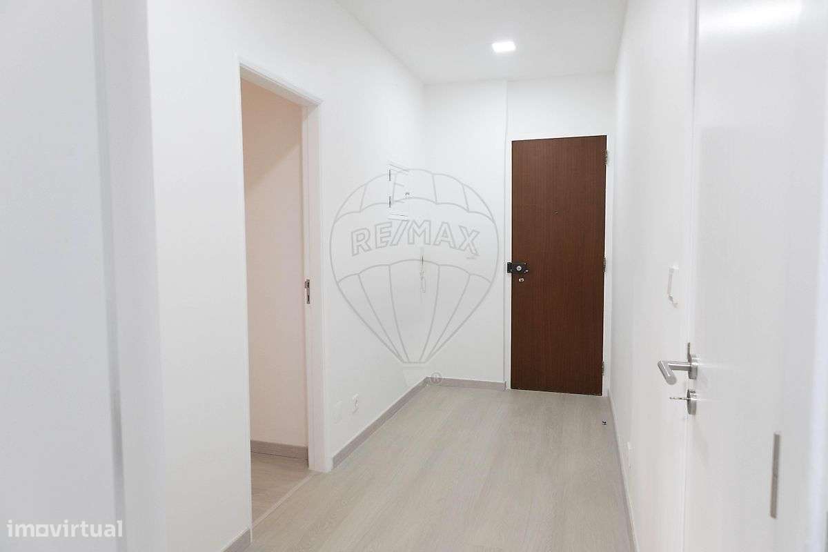Apartamento T1 para arrendamento - Grande imagem: 3/32
