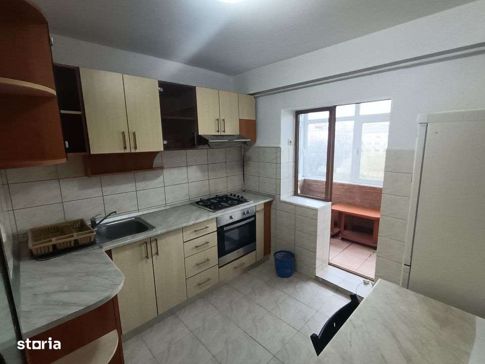 APARTAMENT 3 CAMERE, DECOMANDAT, ETAJ INTERMEDIAR CANTA, MOBILAT SI UT-1