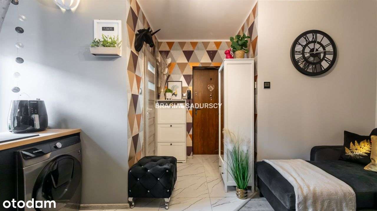 Tauron Arena, tramwaj, kawalerka do wejścia-15