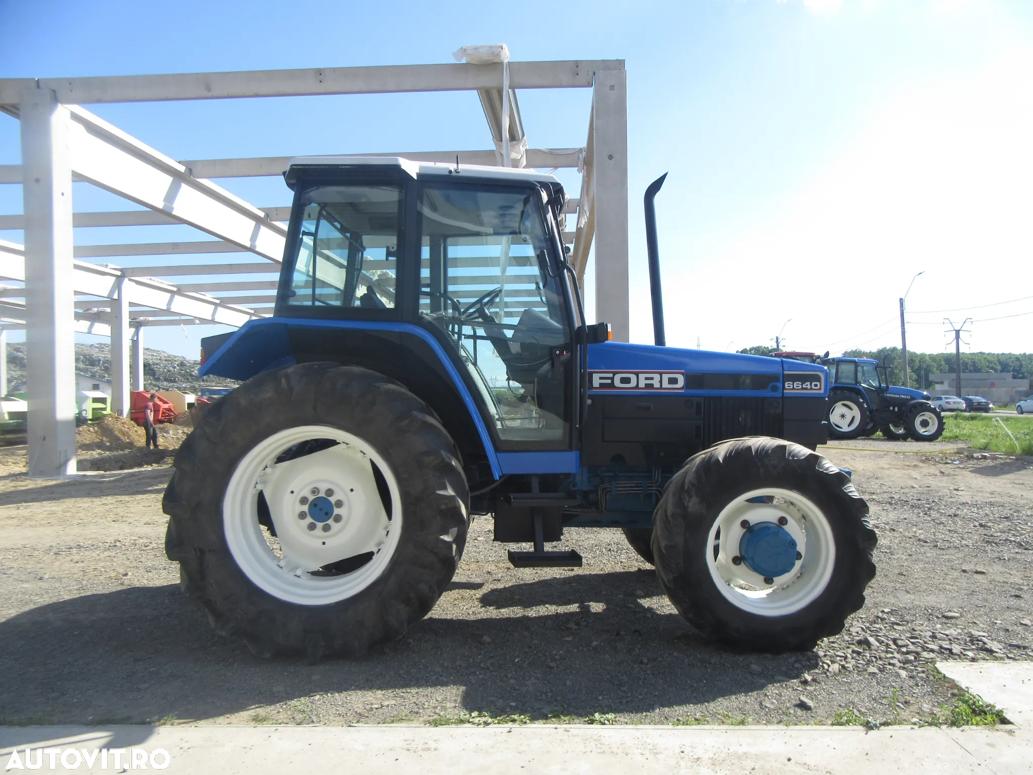 New Holland Ford 6640 - 5