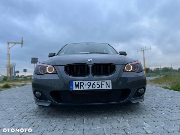 BMW Seria 5 525i - 8