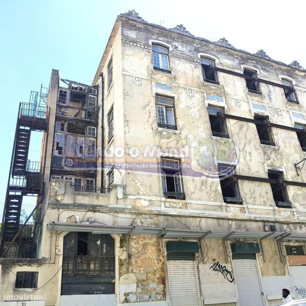 Prédio em Lisboa (LXLX009) - Grande imagem: 3/16