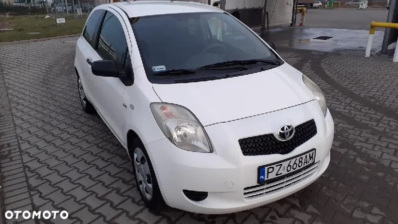 Toyota Yaris 1.4 D-4D Terra A/C - 8