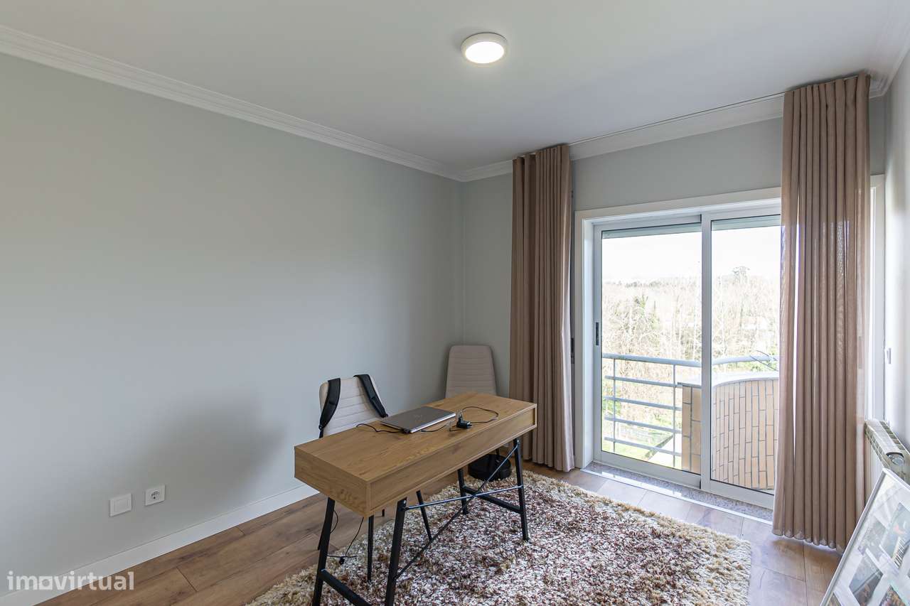 T3 renovado em Vilar de Andorinho-11